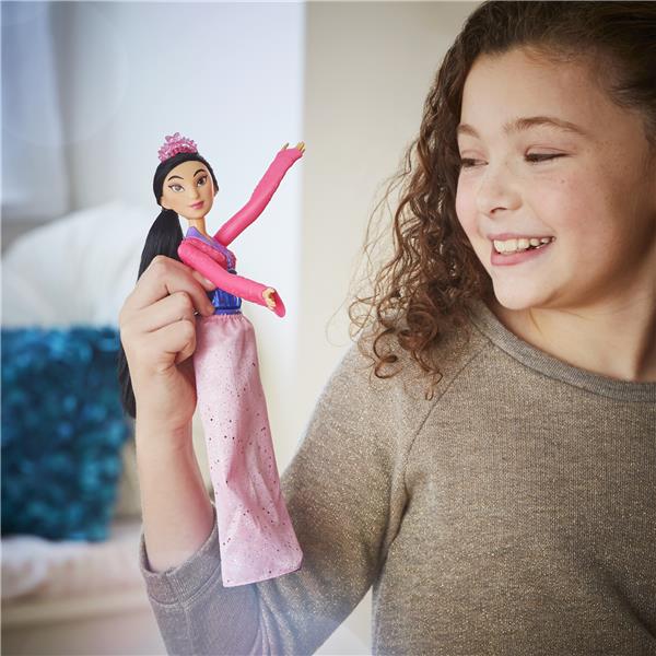 Disney Princess Royal Shimmer Fashion Doll Mulan